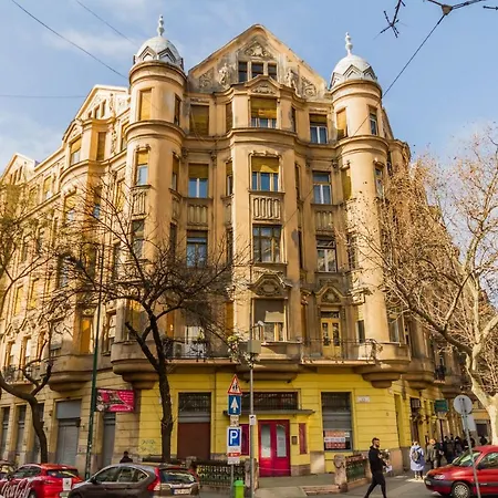 M13 Rustic Stylish With King Bed & Friendly Host Apartament Budapeszt