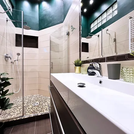 M13 Rustic Stylish With King Bed & Friendly Host Appartement