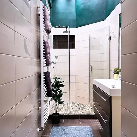 M13 Rustic Stylish With King Bed & Friendly Host Appartement *